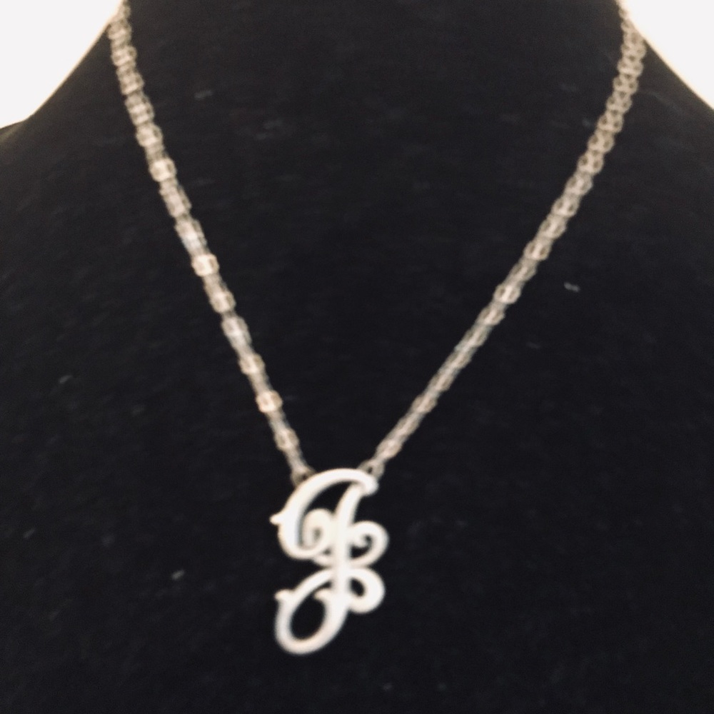 J.K by Thirty-one 16 inch necklace